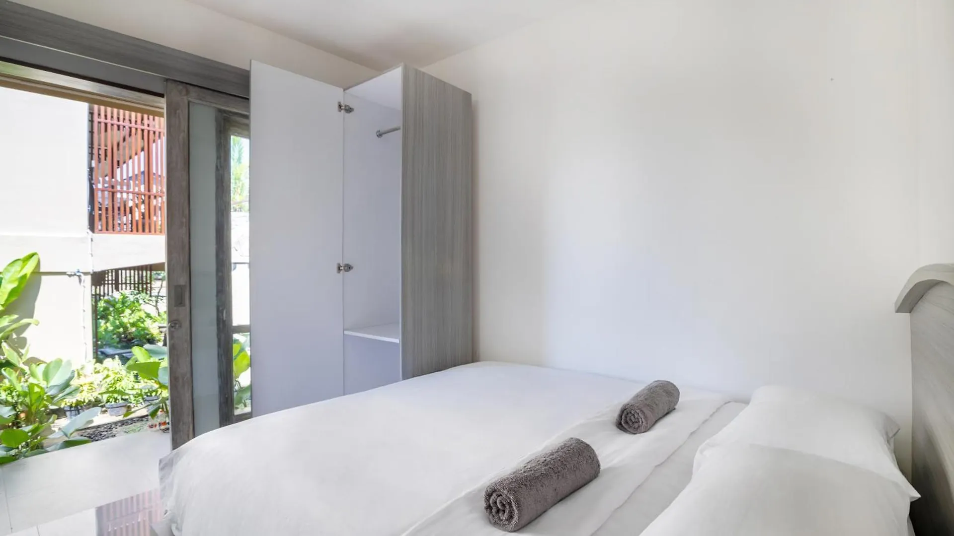 Home-Bience Hostel Улувату